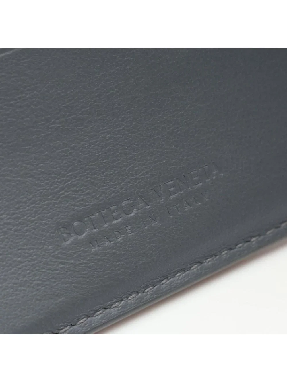 Bottega Veneta Bifold Wallet Maxi Intrecciato Gray Leather Cassette